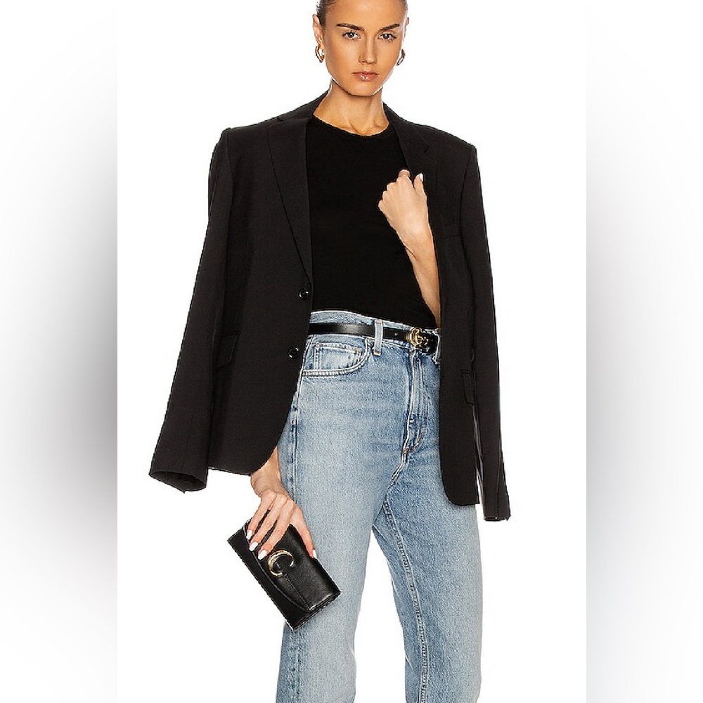 CHLOE
C Clutch